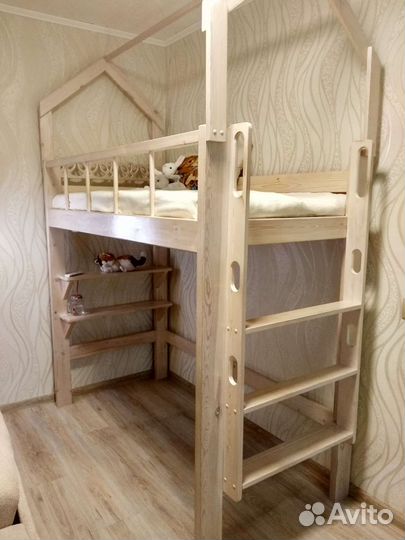 Кровать-чердак двухъярусная