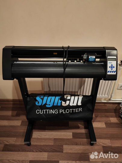Режущий плоттер SignCut 720C