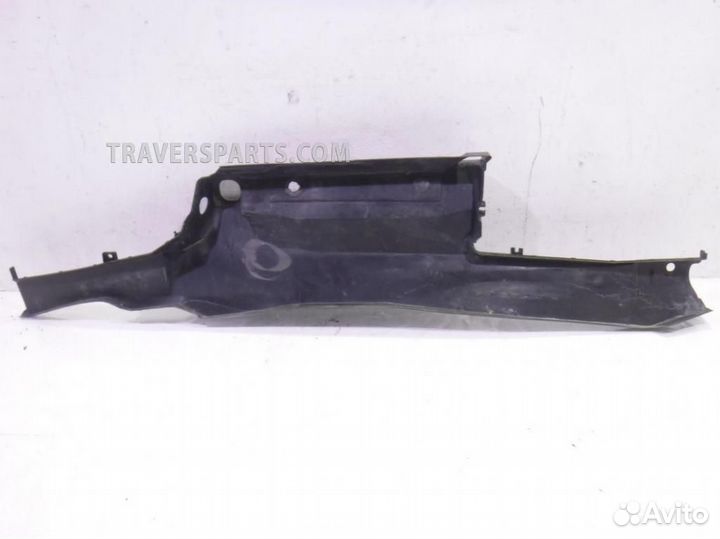 Водосток лобового стекла (жабо)