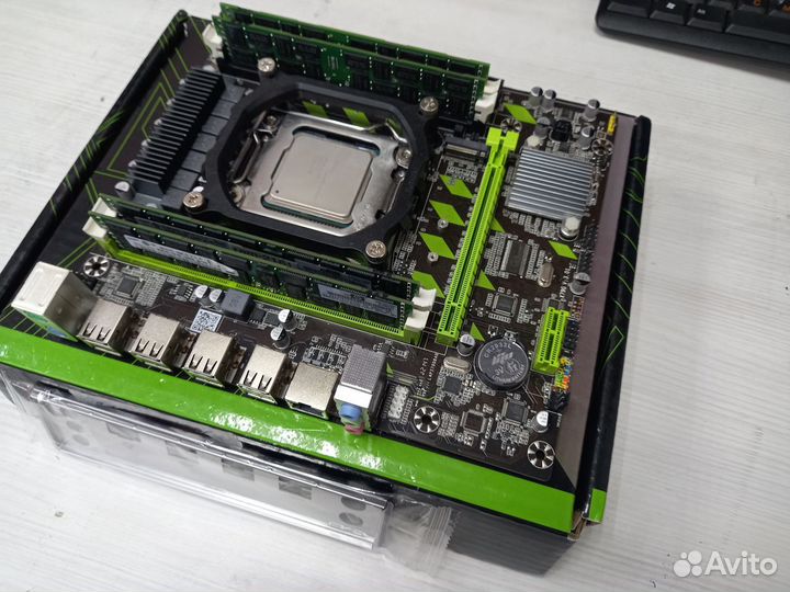 Связка 20ядер E5-2670 3,3Tb+мать X79+память 32Гб