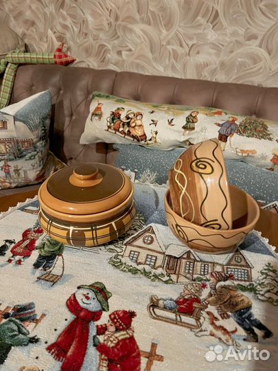 Глинянный горшок и два салатника