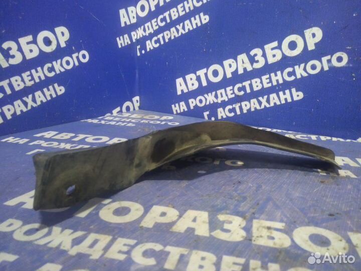 Брызговик Renault Duster кроссовер 2014