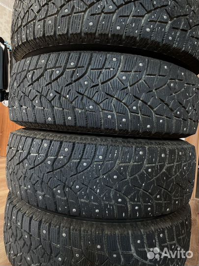 Bridgestone Blizzak Spike-02 195/65 R15 91T
