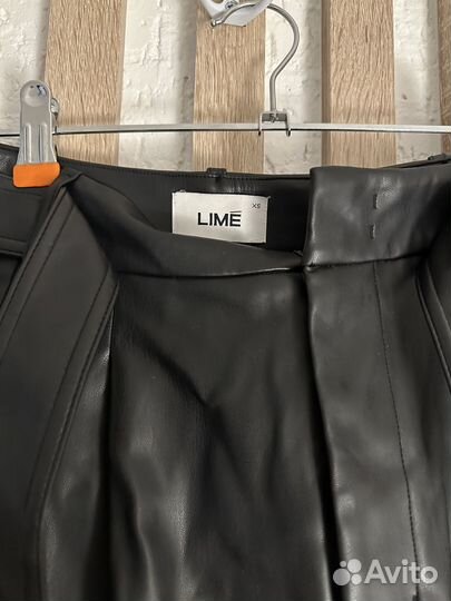 Кожаные шорты lime