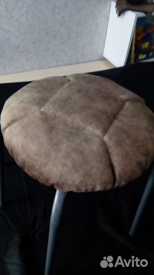 Чехлы на табуреты серо-коричневые