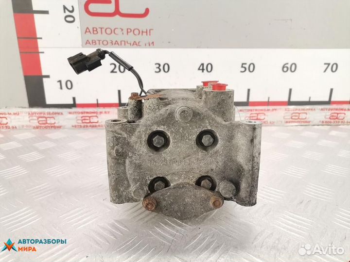 Компрессор кондиционера Ford Focus 2000 1779107