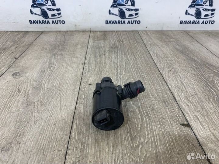 Дополнительная помпа Bmw X5 E53 M54B30 03.10.2001