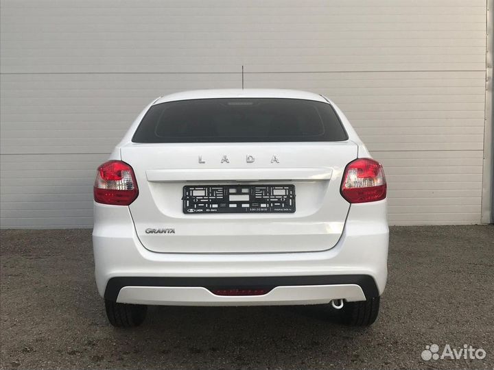 LADA Granta 1.6 МТ, 2023