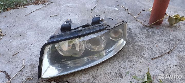 Фара левая Audi a4 b6