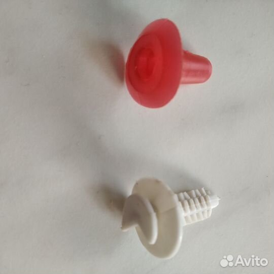 Пистоны крепления дверных карт ваз 2114