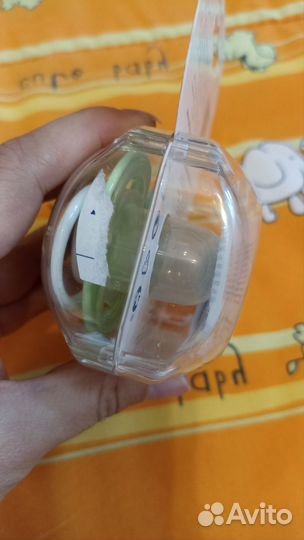 Бутылочка Avent (стекло),соски бутылочные,пустышки