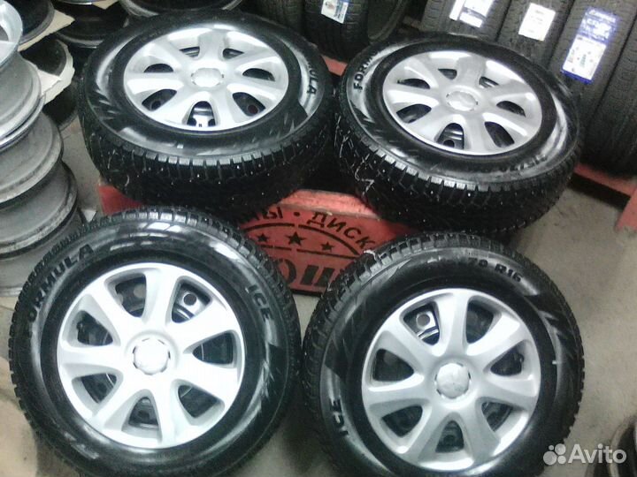 Колеса Б/У шипов на Mitsubishi 215/70 16