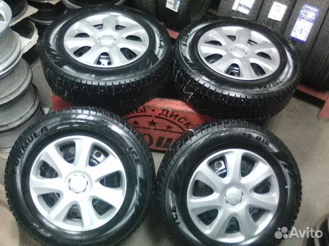 Колеса Б/У шипов на Mitsubishi 215/70 16