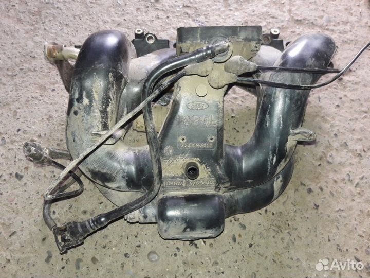 Коллектор впускной Ford Focus 1 2001