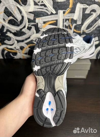 Кроссовки New Balance 530 Люкс