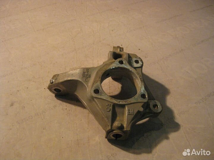 Кулак поворотный Шевроле Круз, Опель Астра J