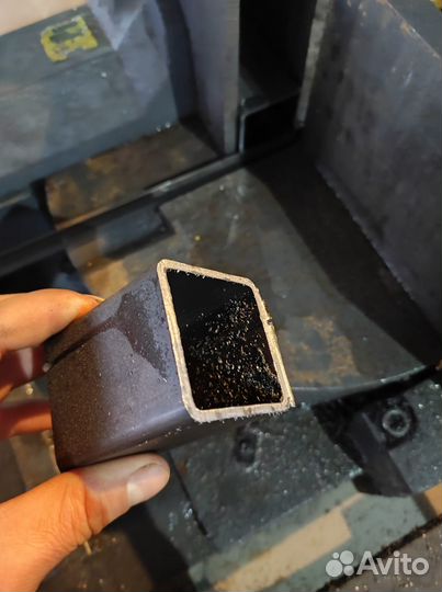 Резка металла на ленточной пиле, плазморезе