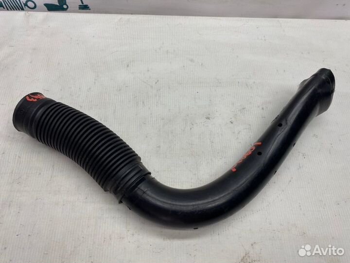 Патрубок воздухозаборника Renault Logan K7JA710