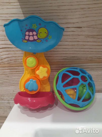 Игрушки для игры в ванной