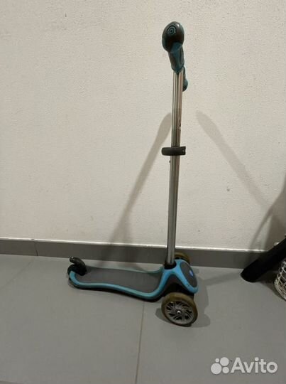 Самокат трехколесный Globber беговел
