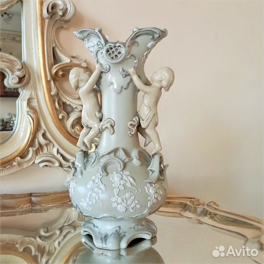 Ваза антикварная Villeroy & Boch Германия стол