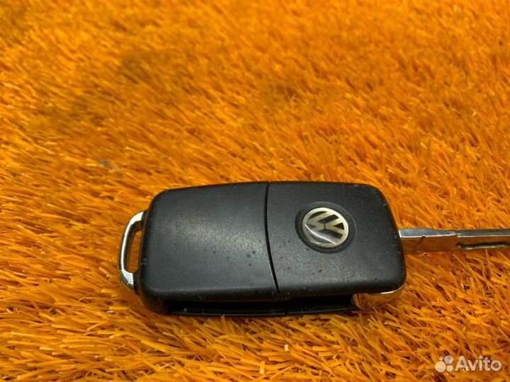 Ключ замка зажигания Volkswagen Tiguan 5N cthd
