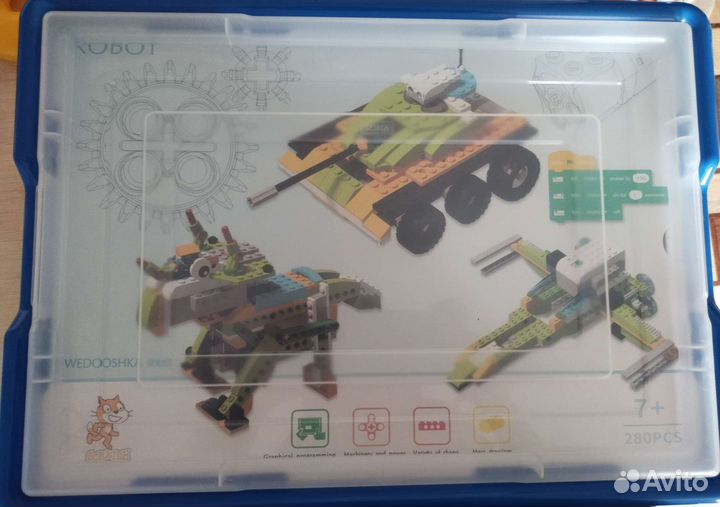 Конструктор для занятий робототехникой