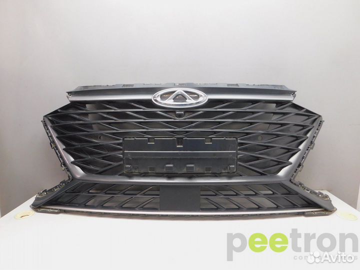 Б/У Б/У Решетка радиатора б/у 602004106AA chery