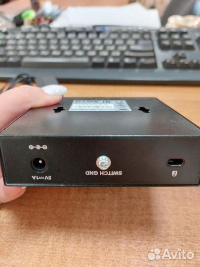 Коммутатор D-Link DGS-1005D