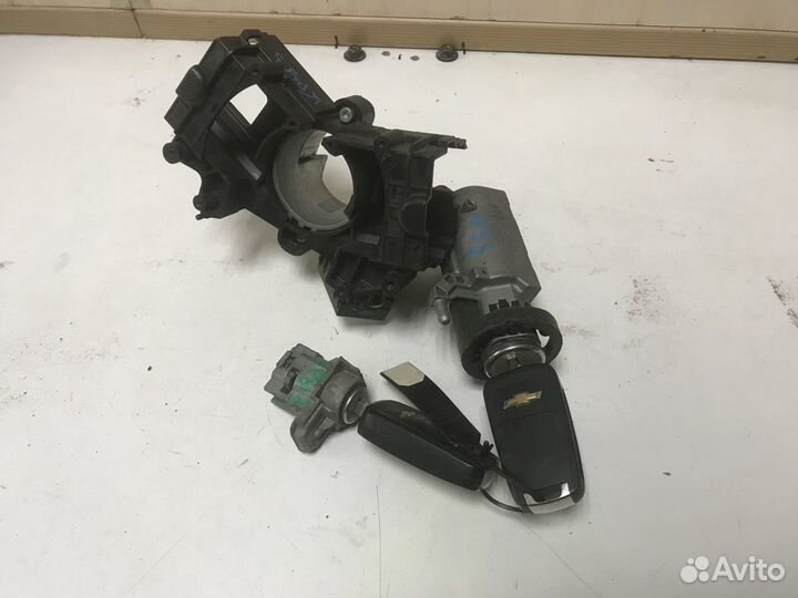 Замок зажигания Chevrolet Cruze Opel Astra J
