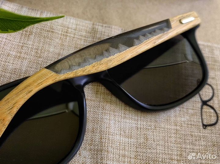 Солнцезащитные очки 