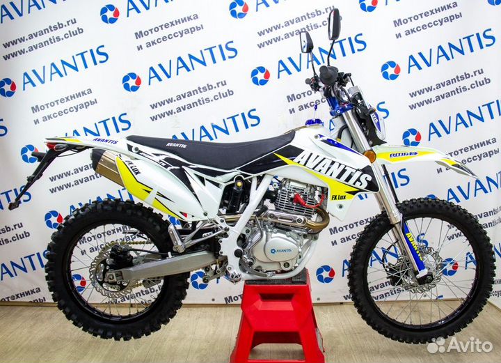 Мотоцикл Avantis FX 250 Lux (172FMM, возд.охл.) пт