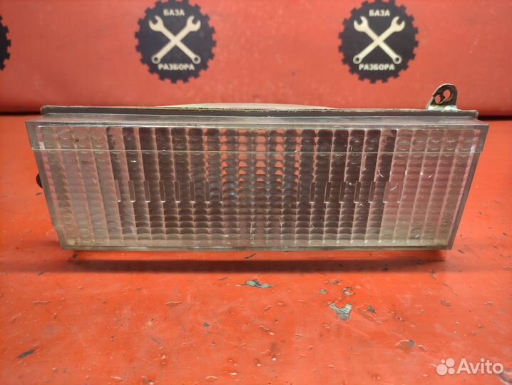 Поворотник левый Jeep Cherokee XJ 1986-1996