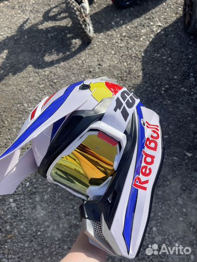 Кроссовый шлем с очками