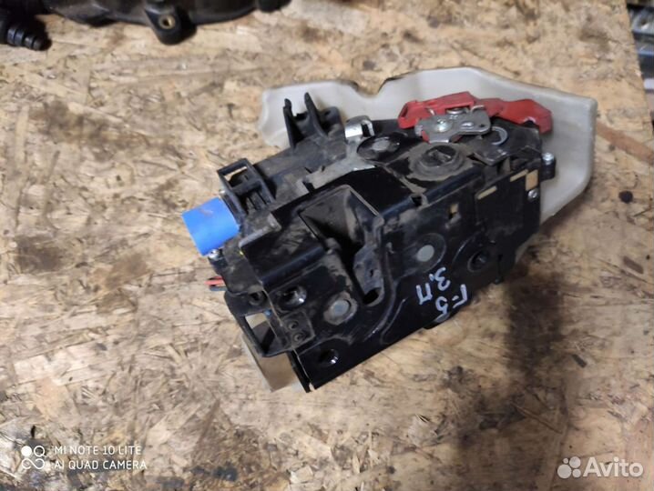 Замок двери фольксваген джетта 5 гольф 5