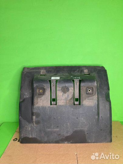 Крыло RVI premium