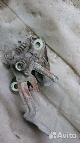 Замок капота Peugeot 308