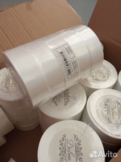 Лента атласная белая 25 мм