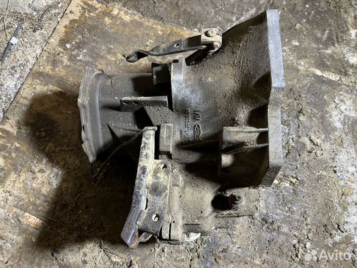 МКПП (механическая коробка переключения передач) F