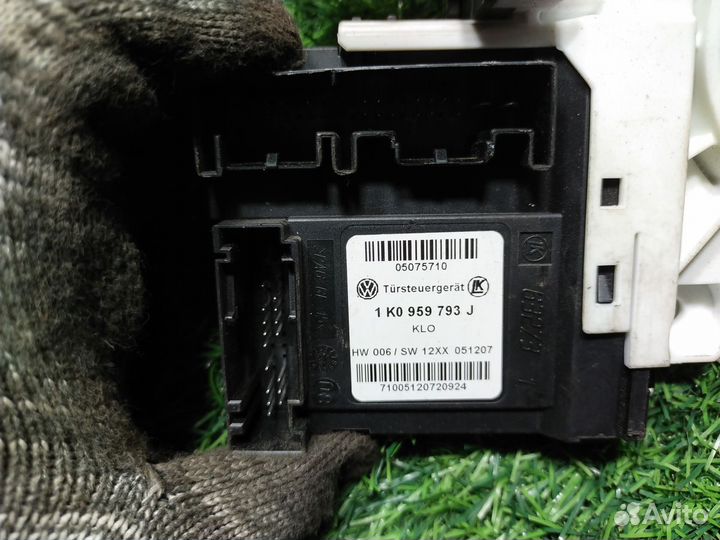 Мотор стеклоподъемника Volkswagen Tiguan (NF) I