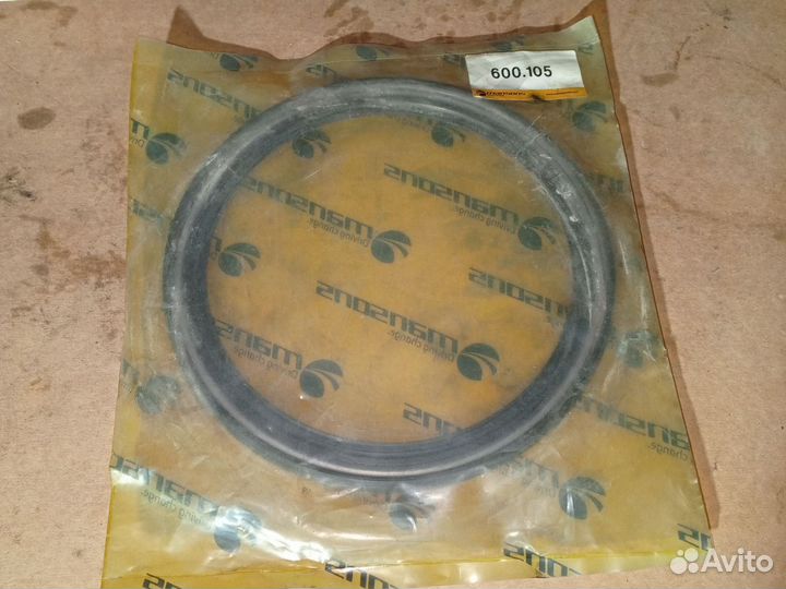 Сальник SAF-2, ступ.наруж. 142,15*175,5*11,4, пр