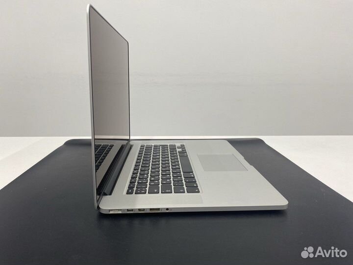 Ноутбук Apple MacBook Pro 15 with Retina display