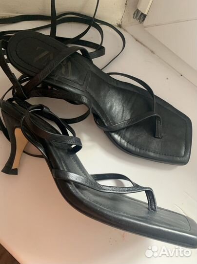 Босоножки zara