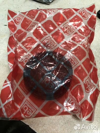 Опора амортизатора с подшипником VW passat 80-88