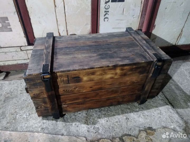 Сундук из Майнкрафта - ящик из массива стиль 