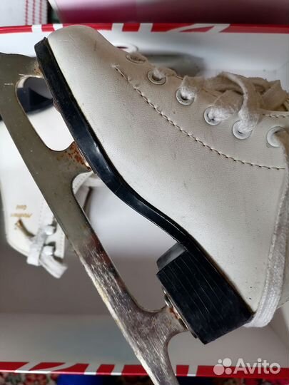 Фигурные коньки 29 размер graf граф монтана голд