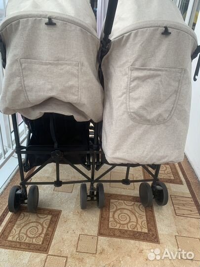 Коляска для двойни