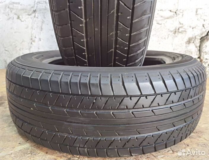 Yokohama Aspec A349A 215/60 R17 96H