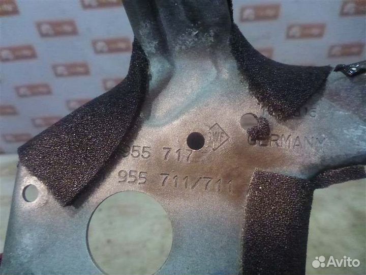 Трапеция стеклоочистителя задняя Volkswagen