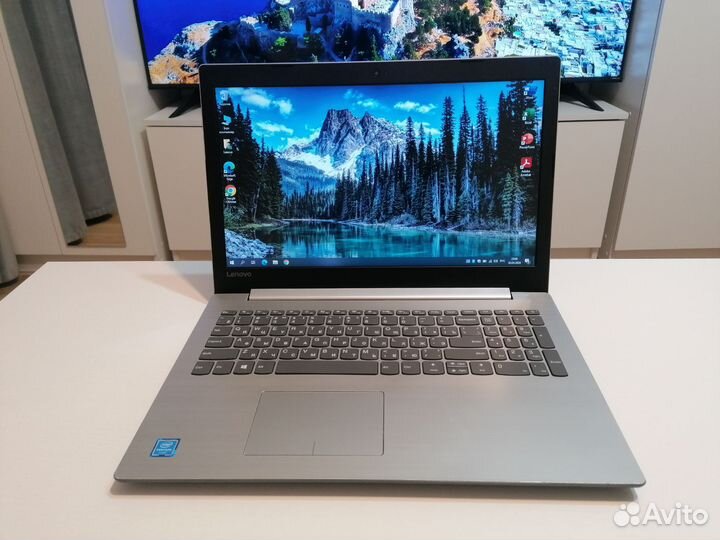 Быстрый ноутбук Lenovo 4 ядра 2 видеокарты